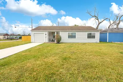 4901 Richfield Lane, Houston, TX 77048 - Photo 2