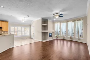 1131 Sienna Hill Dr, Houston, TX 77077 - Photo 2