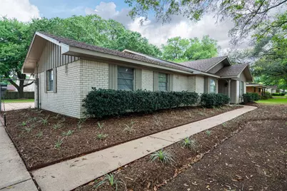 1025 N Meyer Street, Sealy, TX 77474 - Photo 10