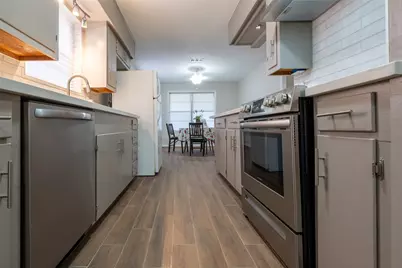 1025 N Meyer Street, Sealy, TX 77474 - Photo 28