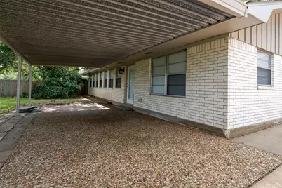 1025 N Meyer Street, Sealy, TX 77474 - Photo 30