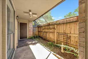 1601 S Shepherd Dr, Houston, TX 77019 - Photo 20