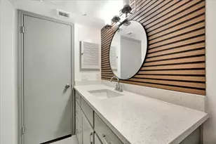 1601 S Shepherd Dr, Houston, TX 77019 - Photo 12