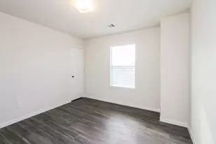 1026 Sarena Ct, Richmond, TX 77406 - Photo 8