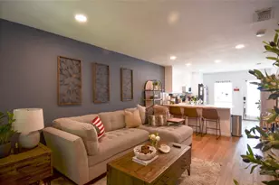 219 W 30th St, Houston, TX 77018 - Photo 6
