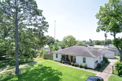 219 W 30th Street, Houston, TX 77018 - Photo 32