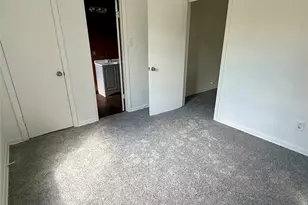 5326 Wenda St, Houston, TX 77033 - Photo 6