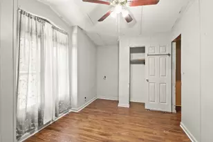 17317 E Greenleaf Ln, Conroe, TX 77306 - Photo 16