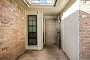 16610 Carbridge Dr, Houston, TX 77084 - Photo 4