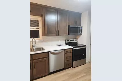 4906 Valley View Drive, La Porte, TX 77571 - Photo 8