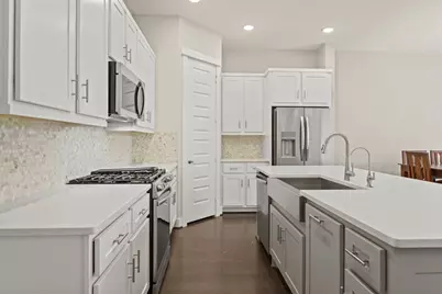 10972 Hewitt Cliff Lane, Houston, TX 77043 - Photo 16