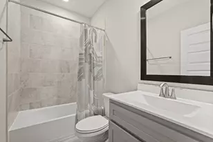 10972 Hewitt Cliff Ln, Houston, TX 77043 - Photo 10