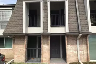 12633 Memorial Dr, Houston, TX 77024 - Photo 2