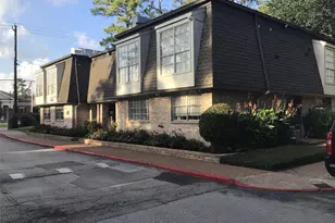 12633 Memorial Dr, Houston, TX 77024 - Photo 2