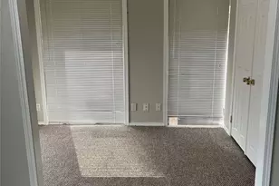 12633 Memorial Dr, Houston, TX 77024 - Photo 14