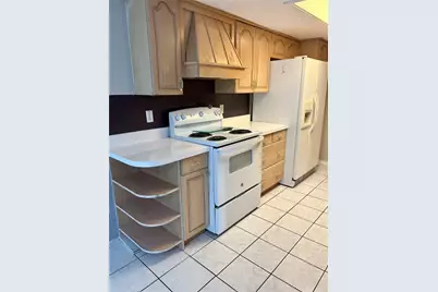 12633 Memorial Drive #142, Houston, TX 77024 - Photo 8