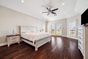 519 Westerly Dr, Tiki Island, TX 77554 - Photo 18