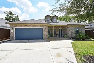 7954 Sparta St, Houston, TX 77028 - Photo 2