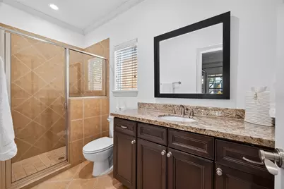 912 Lovett #C, Houston, TX 77006 - Photo 8