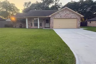 3815 Avenue R, Rosenberg, TX 77471 - Photo 2