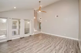 2119 Glen Knoll Dr, Houston, TX 77077 - Photo 12