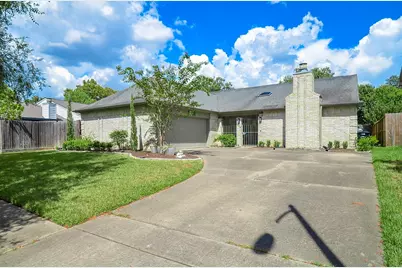 2119 Glen Knoll Drive, Houston, TX 77077 - Photo 2