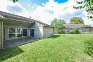 2119 Glen Knoll Dr, Houston, TX 77077 - Photo 36