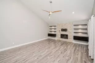 2119 Glen Knoll Dr, Houston, TX 77077 - Photo 10