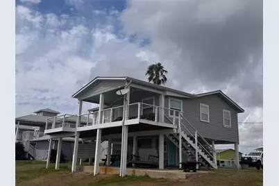 103 S T Head Drive, Seadrift, TX 77983 - Photo 1