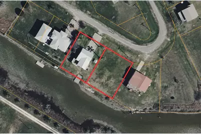 103 S T Head Drive, Seadrift, TX 77983 - Photo 2