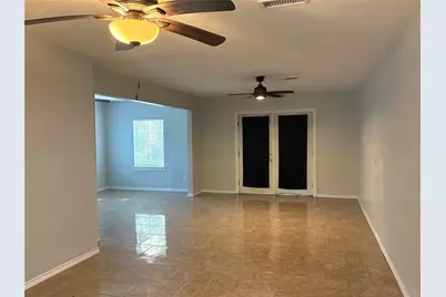 825 Magnolia Street, Lake Jackson, TX 77566 - Photo 4