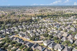 12919 Palm Leaf Ct, Houston, TX 77044 - Photo 8