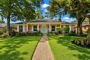 17615 Sorrel Ridge Dr, Spring, TX 77388 - Photo 2