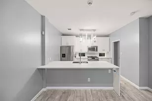 1530 Sutton St, Houston, TX 77006 - Photo 8