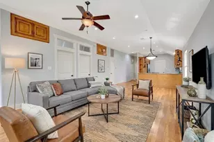 4628 Kermit St, Houston, TX 77009 - Photo 2