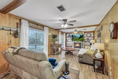 222 Hillcrest Drive, Conroe, TX 77303 - Photo 8