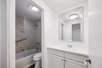 49 Briar Hollow Lane #101, Houston, TX 77027 - Photo 6