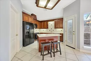 2421 Baycrest Dr, Houston, TX 77058 - Photo 14