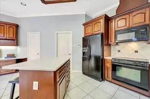 2421 Baycrest Dr, Houston, TX 77058 - Photo 16