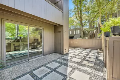 271 Litchfield Lane, Houston, TX 77024 - Photo 24