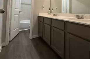 5747 Cerrillos Dr, Bryan, TX 77807 - Photo 12