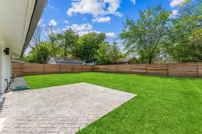 1845 Huge Oaks Street, Houston, TX 77055 - Photo 24
