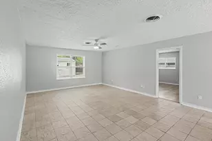 19514 Lockridge Dr, Spring, TX 77373 - Photo 10