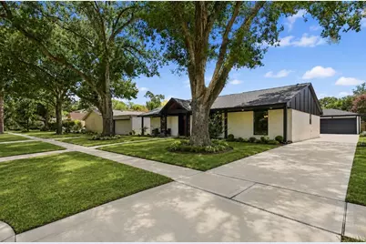 6139 Valkeith Drive, Houston, TX 77096 - Photo 32
