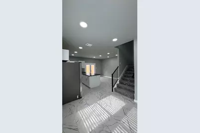 121 S 10th Street #A, Conroe, TX 77301 - Photo 4