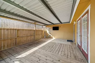 10702 Duncum St, Houston, TX 77013 - Photo 10