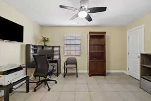 10702 Duncum St, Houston, TX 77013 - Photo 8