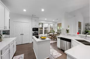 55 Terraglen Dr Spring, The Woodlands, TX 77382 - Photo 6
