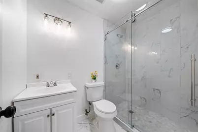 55 Terraglen Dr, Spring, The Woodlands, TX 77382 - Photo 20