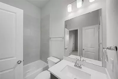 1207 Carswell Grove Drive, Missouri City, TX 77459 - Photo 12
